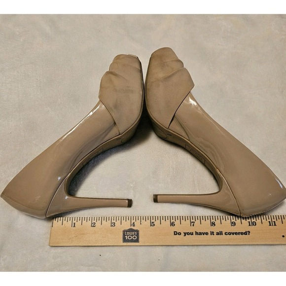 Fioni Peep-Toe Tan Patent Leather 4 In Heels Women's Size 8.5 - Picture 5 of 9